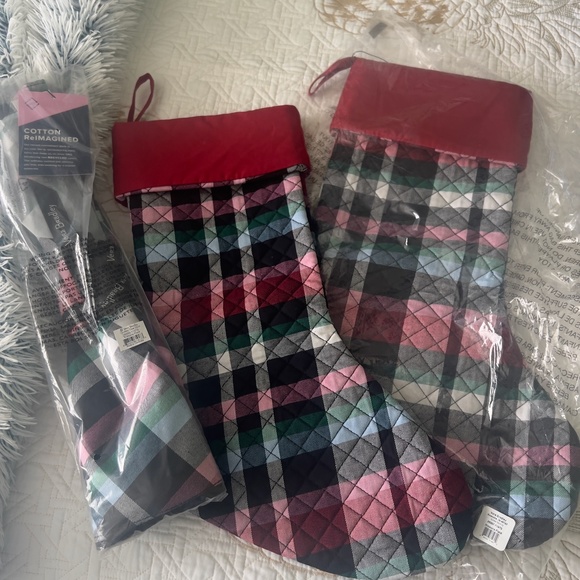 NEW Vera Bradley Ribbons Plaid Tree Skirt Stockings Christmas Rare - Picture 1 of 6